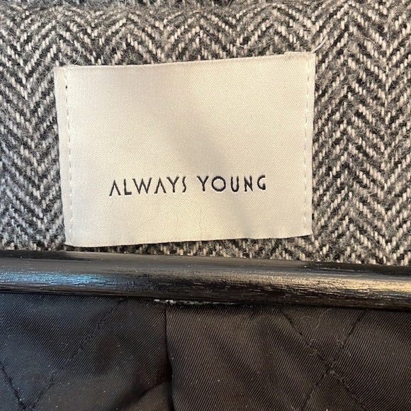 Always young jacket - Picture 2 of 6